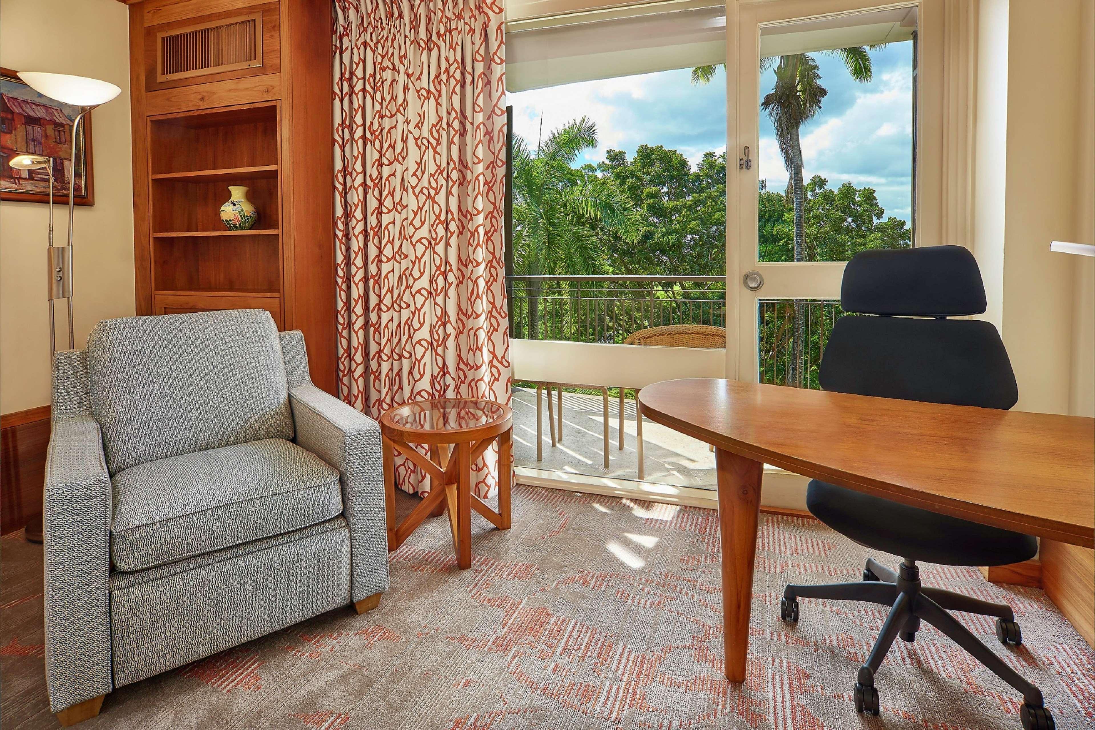 Hilton Trinidad & Conference Centre Hotel Belmont Exterior photo