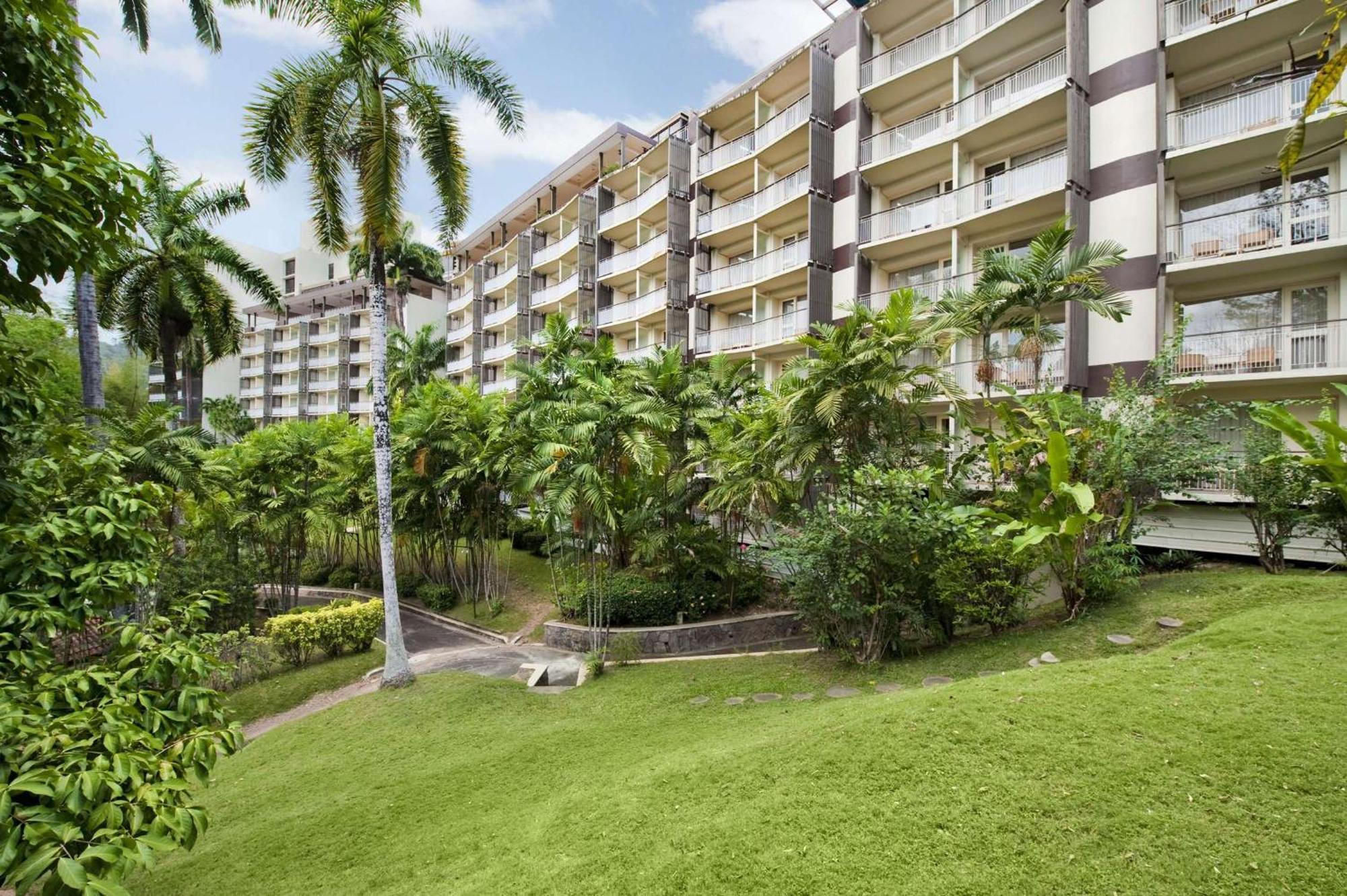 Hilton Trinidad & Conference Centre Hotel Belmont Exterior photo
